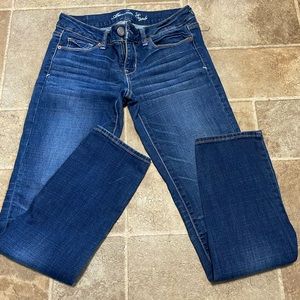 REPOSH!! American Eagle Skinny jeans